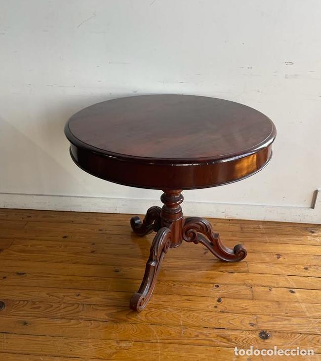 Antig&uuml;edades: Mesa de centro rom&aacute;ntica - siglo XIX - Foto 1