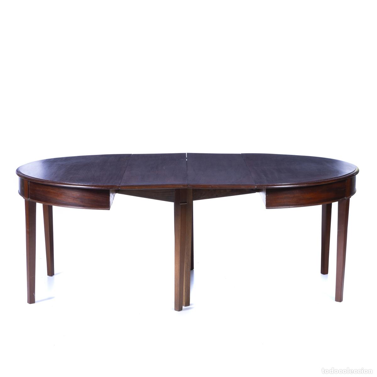 Antiguidades: Mesa de comedor - siglo XIX