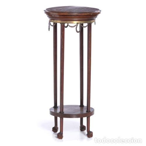 Antiques: Mesa Gueridon, estilo Imperio - siglo XIX