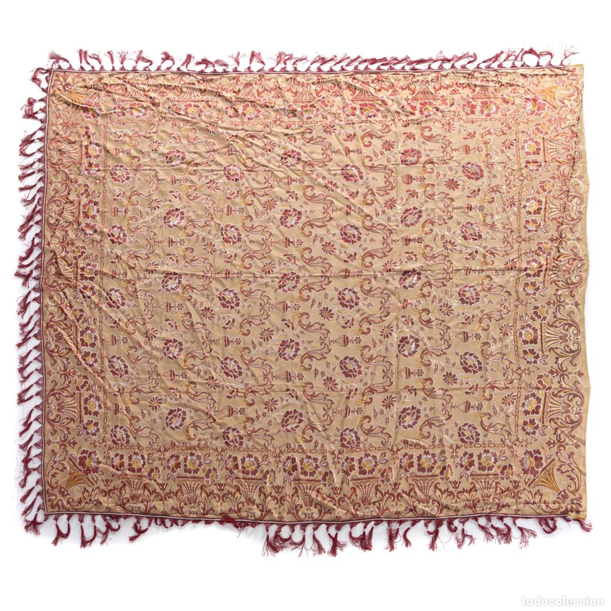 Antiquit&eacute;s: Alfombras y tapices - Colcha de seda - 246x222 cm