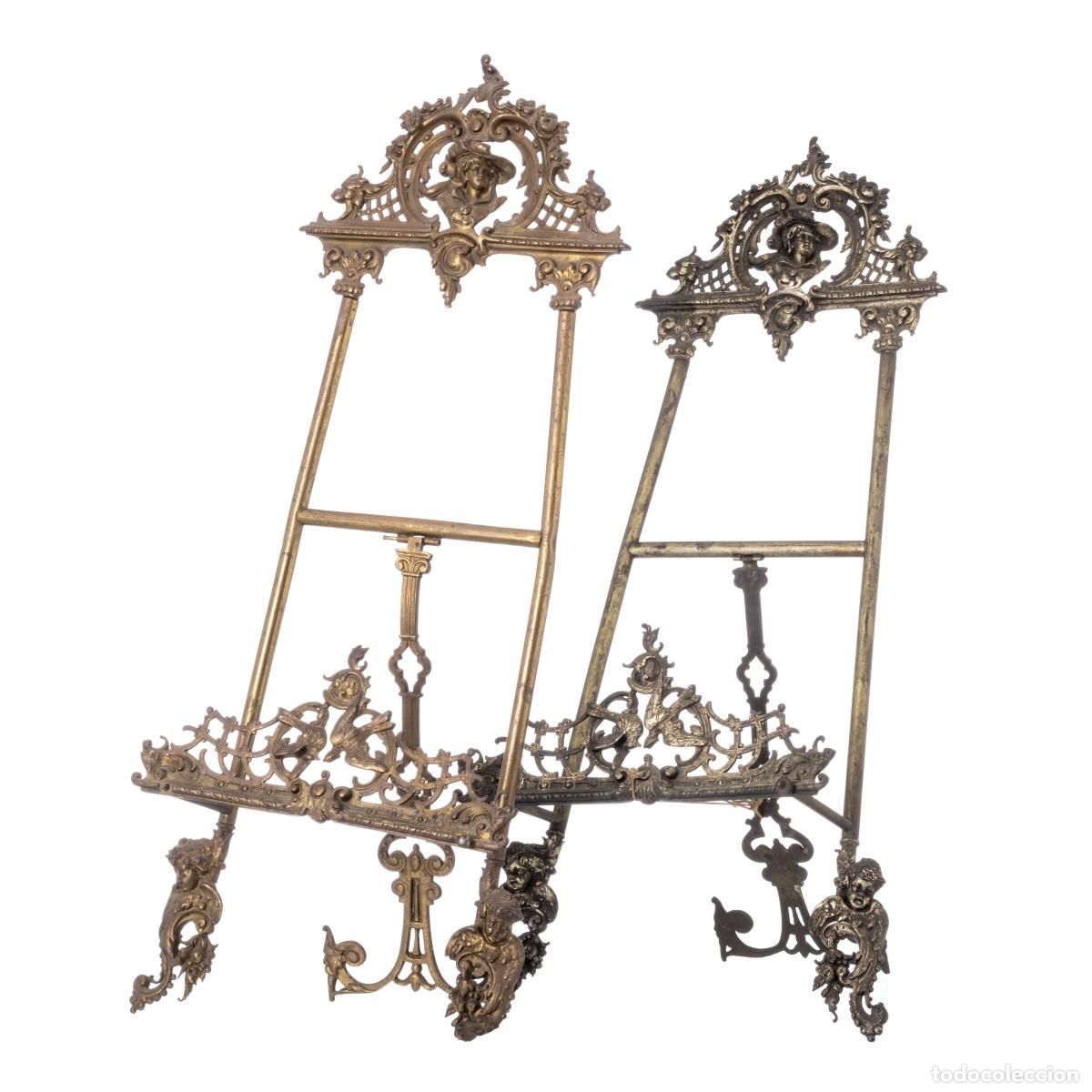 Antiguidades: Par de caballetes de mesa de bronce dorado - siglo XIX