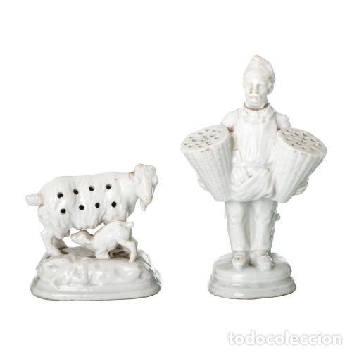 Antiques: Porcelana - Dos palilleros 'escudero' 'cabra con cabrito' - Vista Alegre