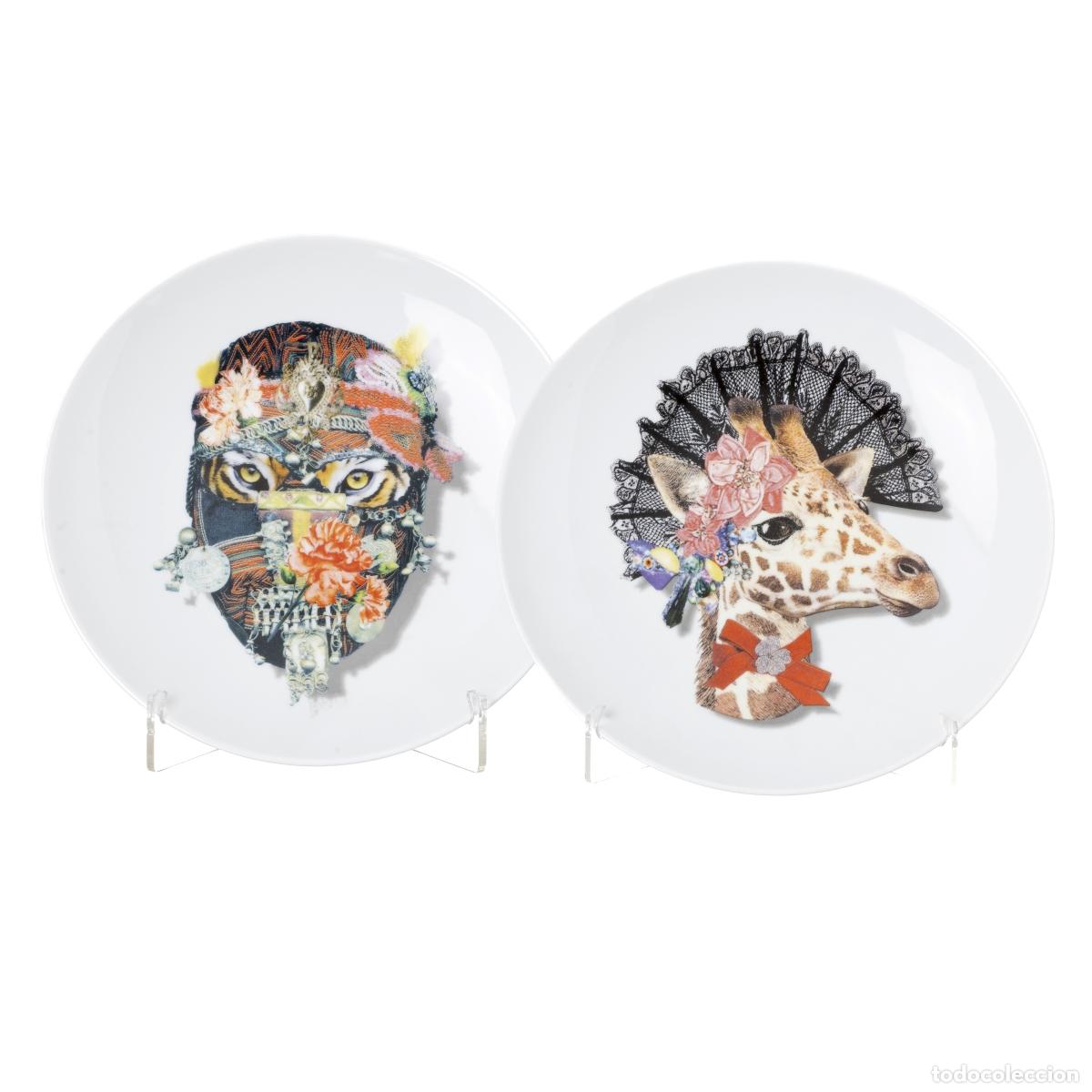 Antiques: Porcelana - Dos platos de Christian Lacroix - Vista Alegre