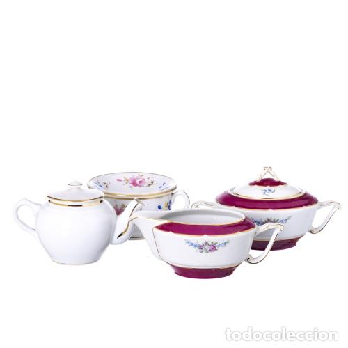 Antiques: Porcelana - Juego de cuatro piezas - Vista Alegre y Candal - Siglo XIX