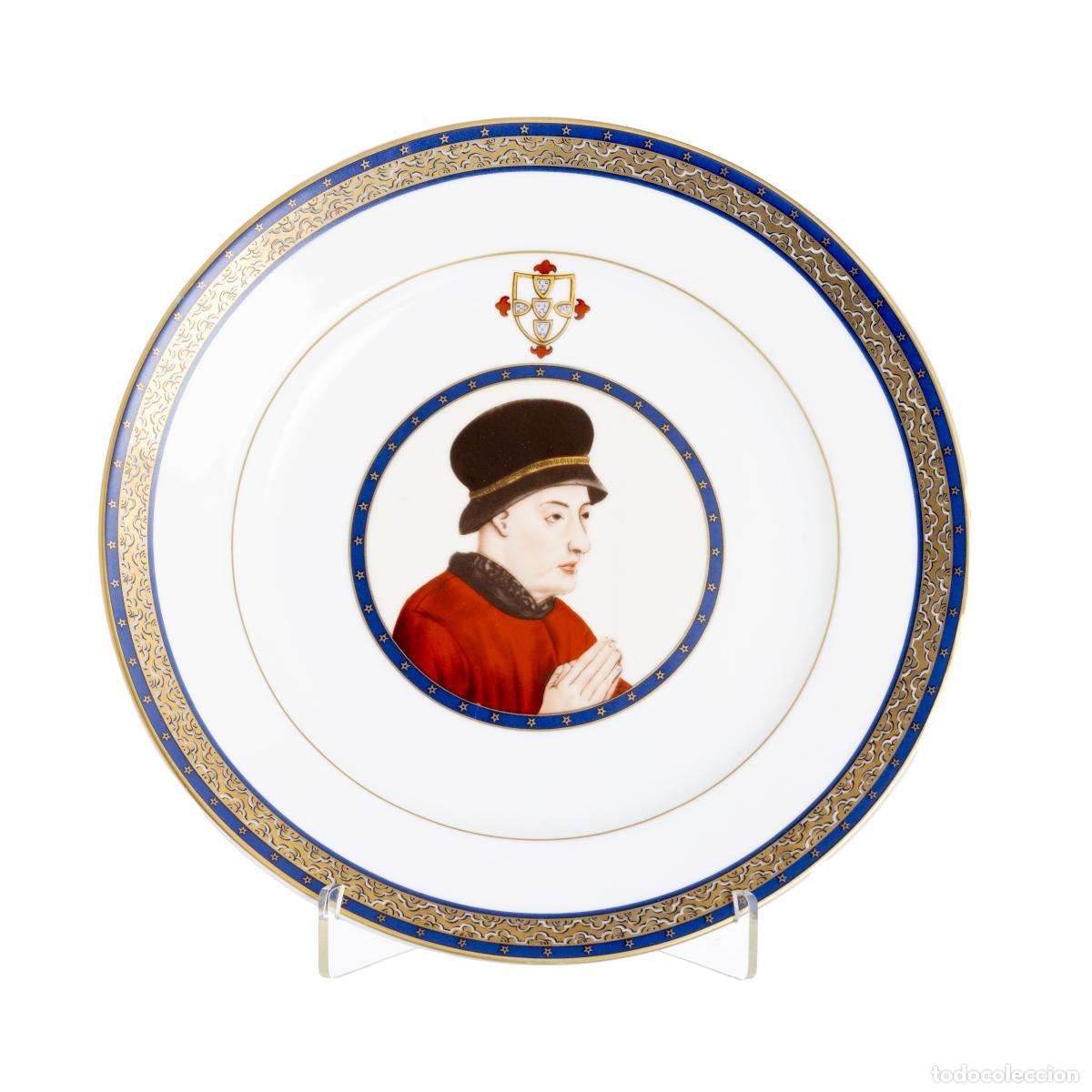 Antiques: Porcelana - Plato de D. Jo&atilde;o I