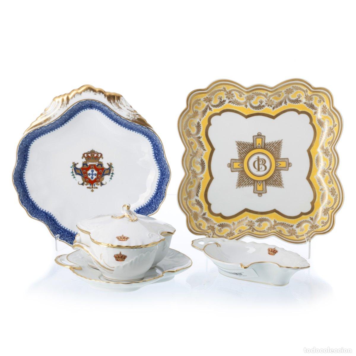 Antiguidades: Porcelana - Sopera y tres platos peque&ntilde;os