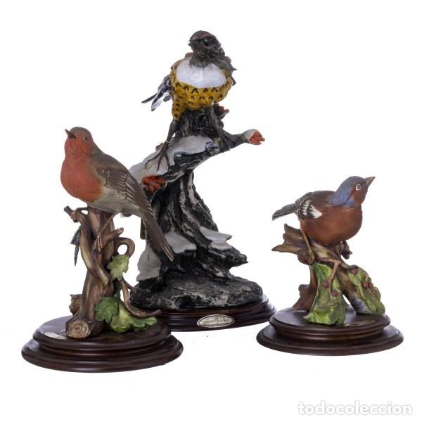 Oggetti Antichi: Porcelana - Tres esculturas - Capodimonte