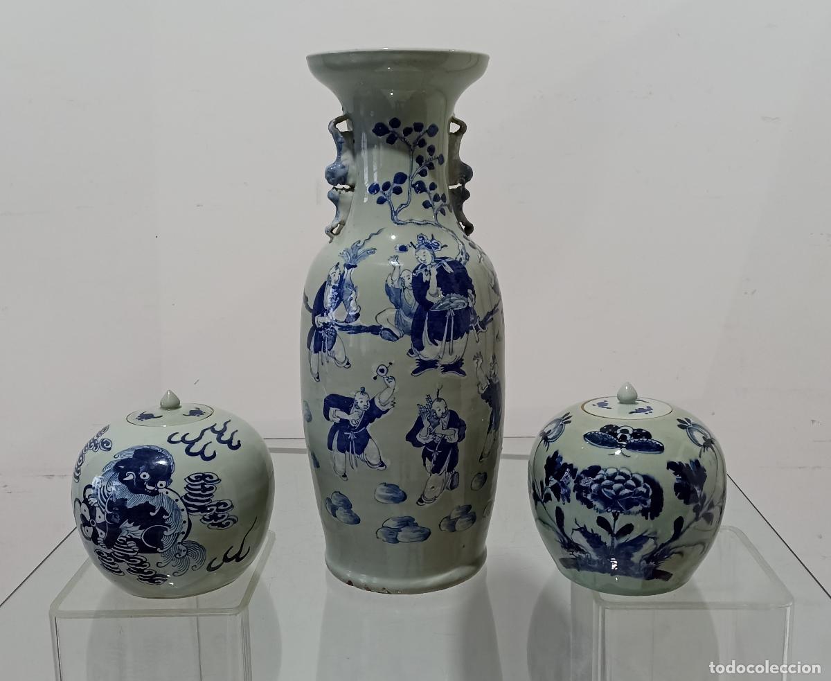 Antiquit&eacute;s: Porcelana oriental: jarr&oacute;n y par de jarrones para jengibre.