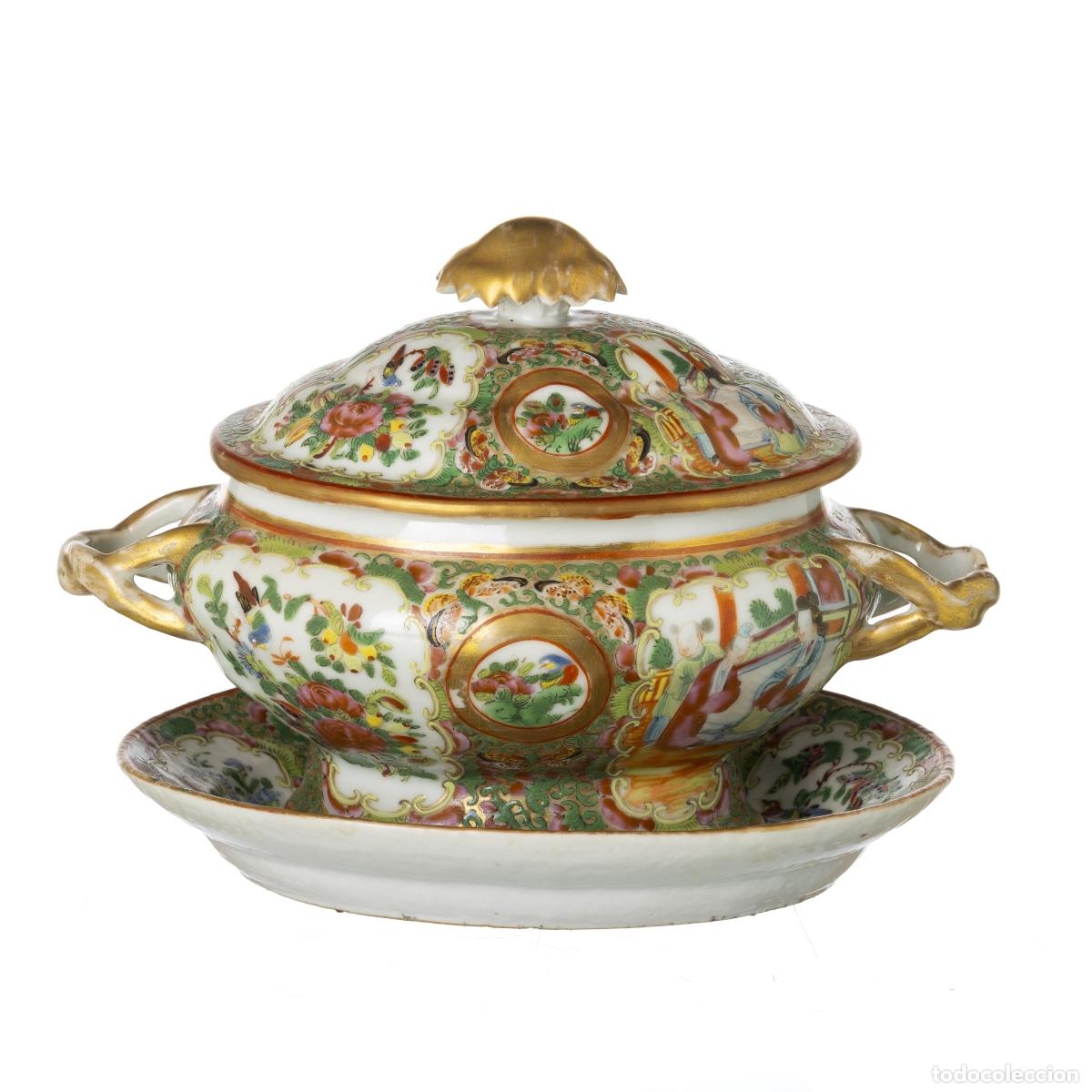 Antig&uuml;edades: Porcelana oriental - Sopera peque&ntilde;a con plato para servir