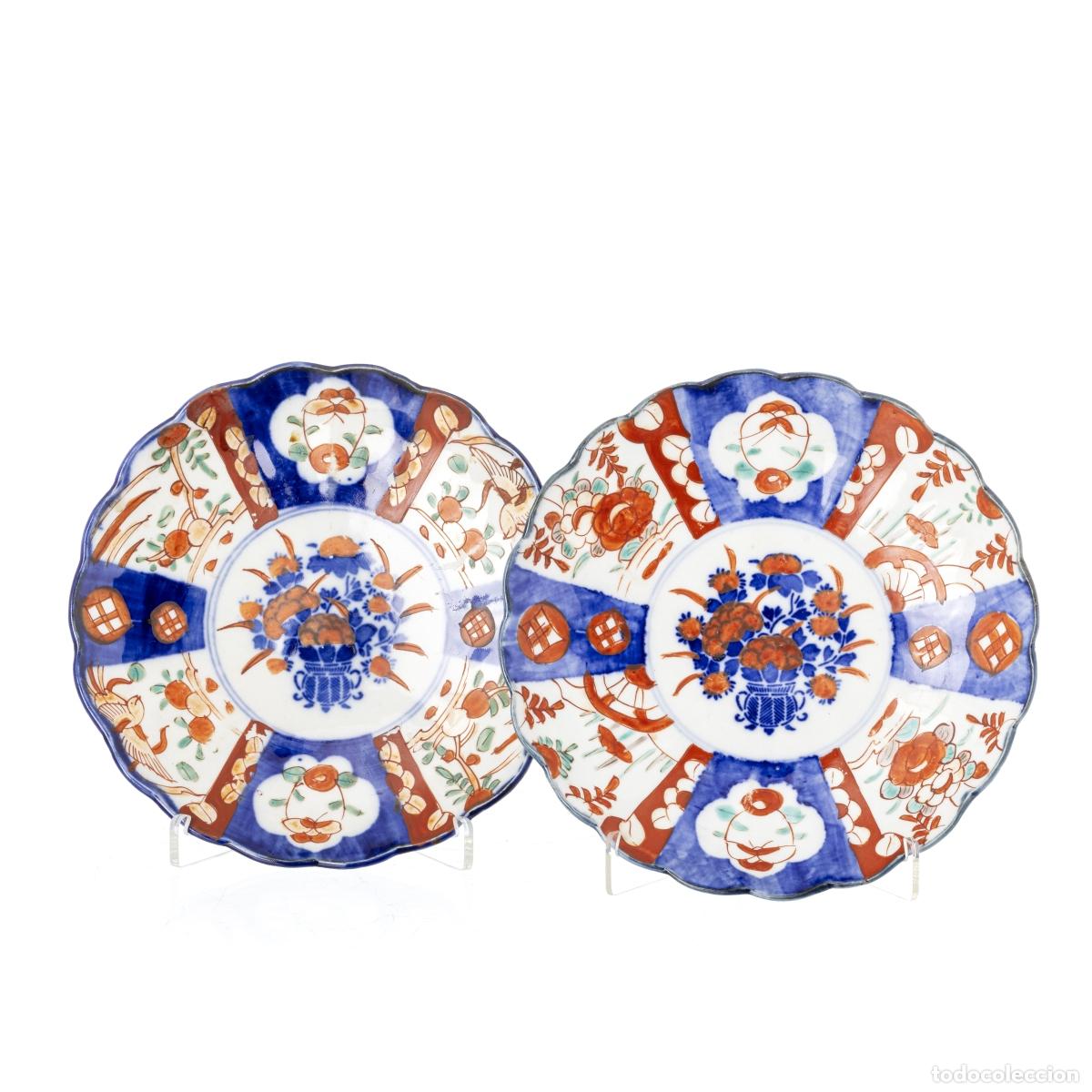Oggetti Antichi: Porcelana oriental - Par de platos Imari
