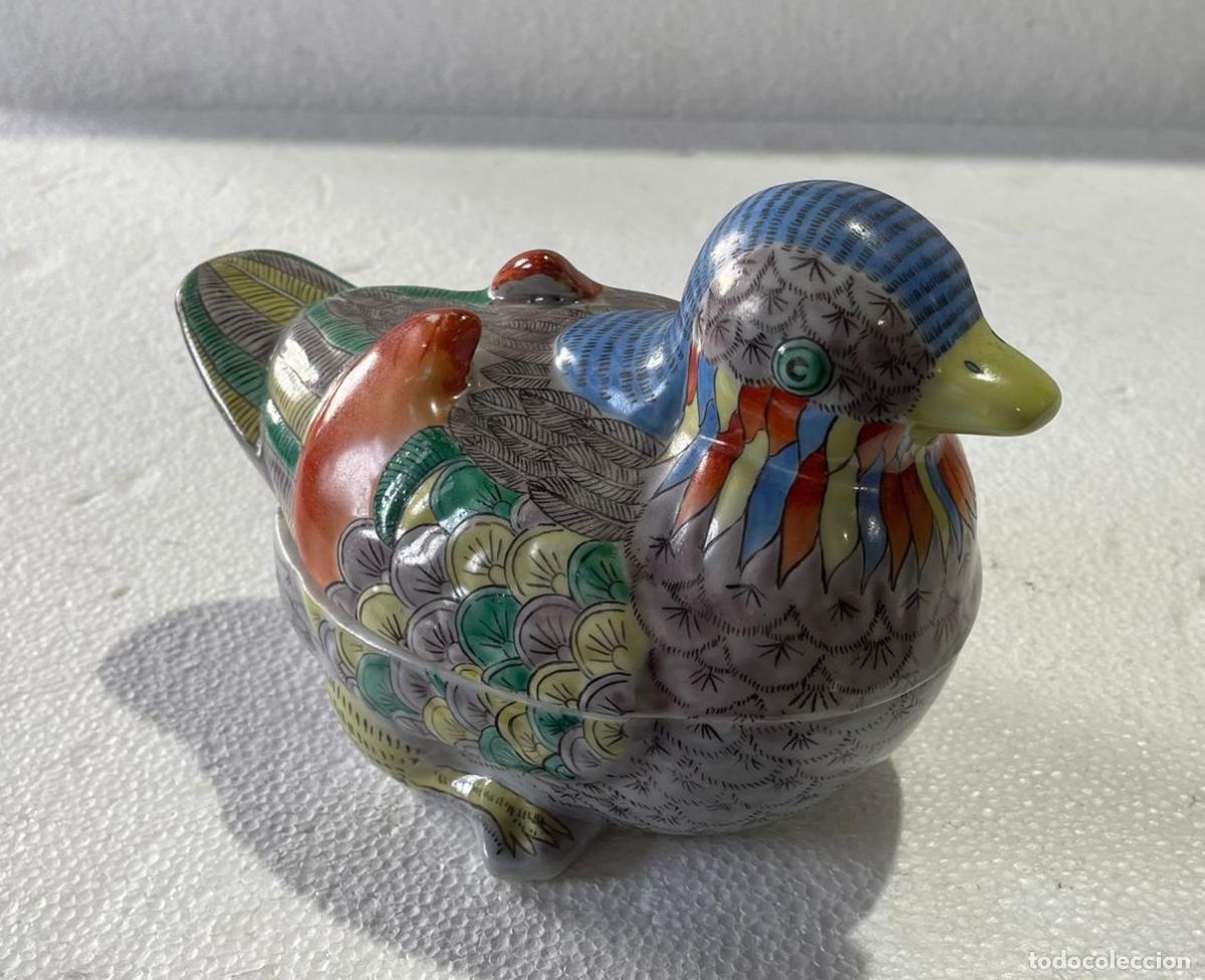 Antiguidades: Porcelana oriental - Sopera con forma de pato