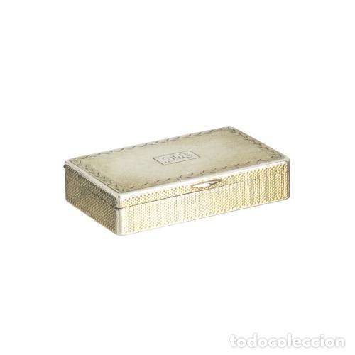 Antiguidades: Plata - Tabaquera de plata dorada - Siglo XIX