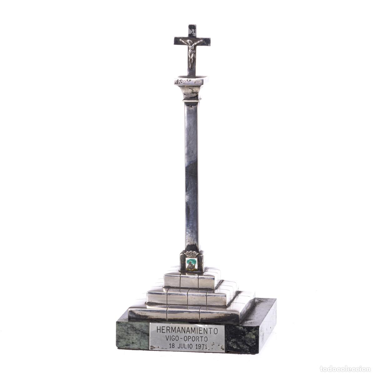 Antiques: Plata - Pico conmemorativo de plata