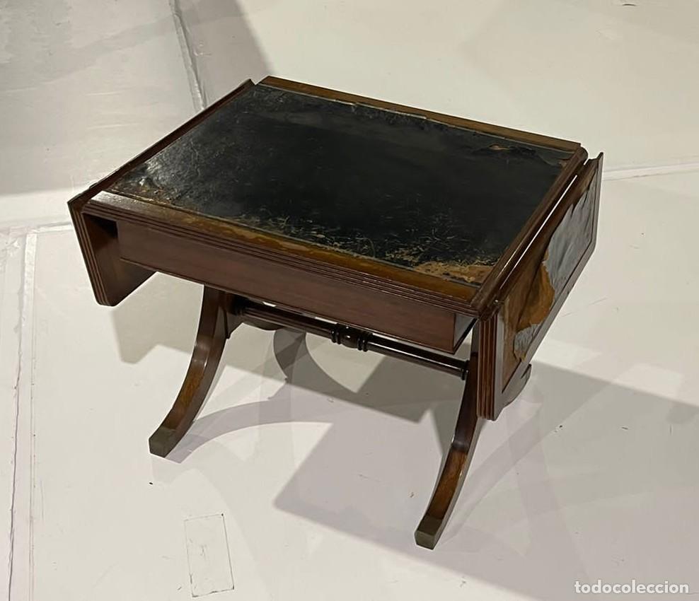 Antig&uuml;edades: Mesa auxiliar inglesa para sof&aacute; - siglo XIX - Foto 1