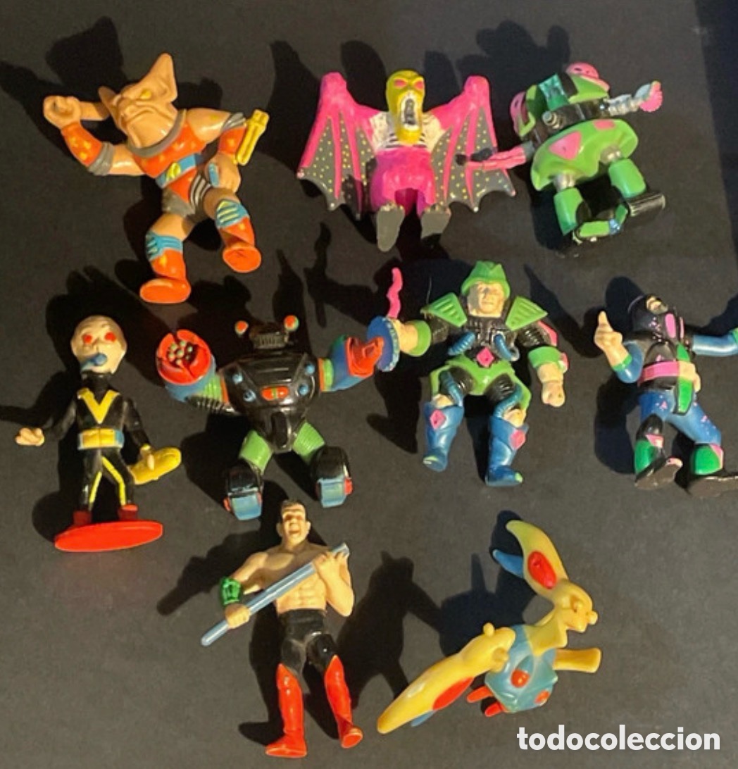 Antig&uuml;edades: Figuras PVC guerreros de la basura