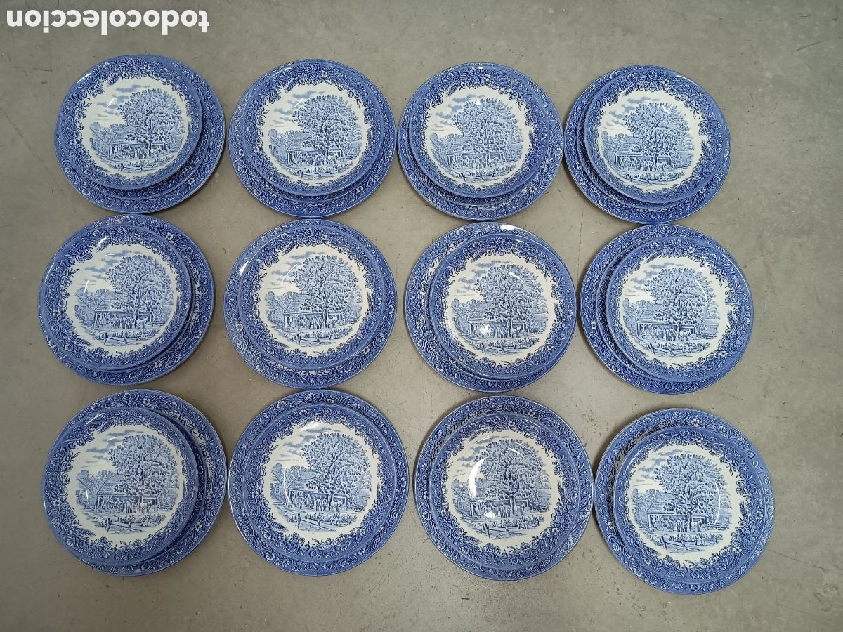 Antig&uuml;edades: JUEGO DE 34 PLATOS - PORCELANA INGLESA CHURCHILL - 12 SOPEROS + 12 LLANOS GRANDES + 10 LLANOS POSTRE