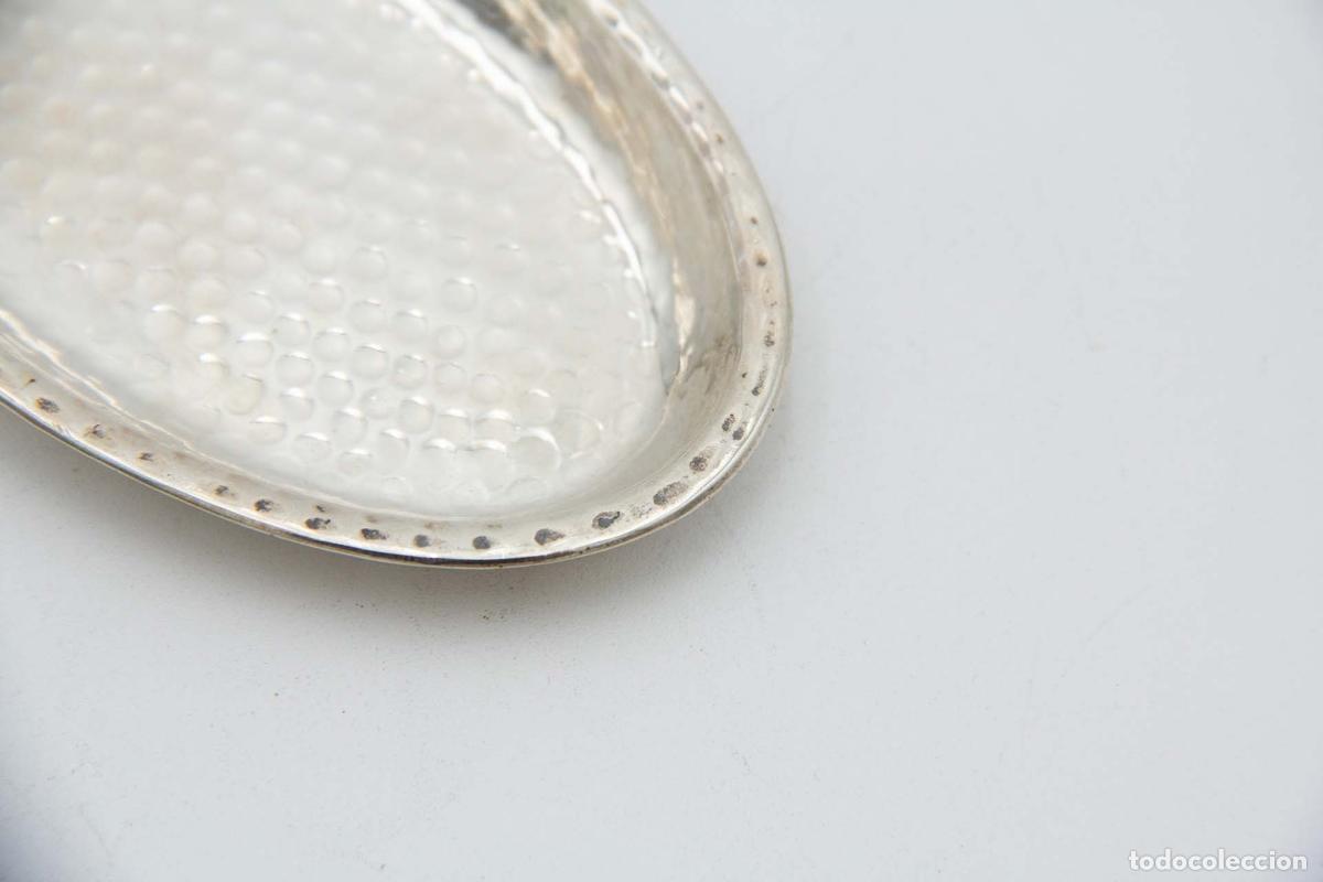 Antig&uuml;edades: Soporte para anillos de plata - Foto 2