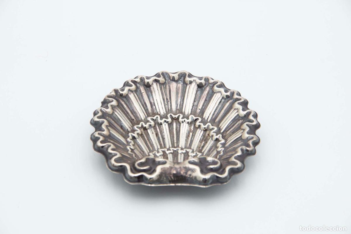 Antig&uuml;edades: Soporte para anillos de plata - Foto 2