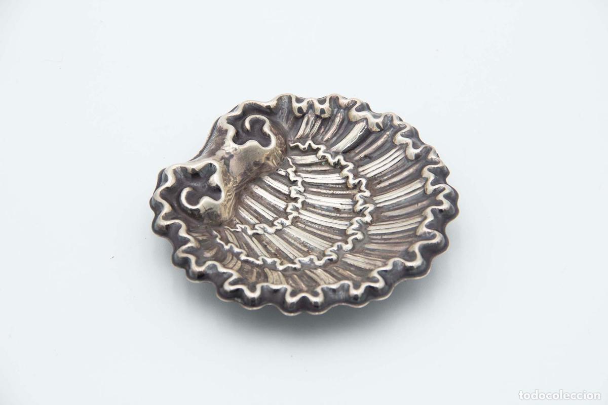 Antig&uuml;edades: Soporte para anillos de plata - Foto 1