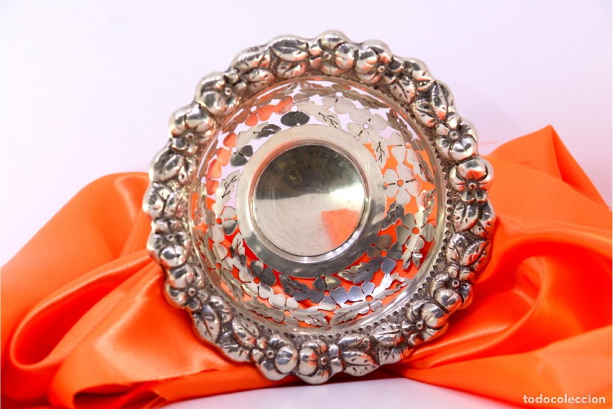 Antig&uuml;edades: Soporte para anillos de plata - Foto 1