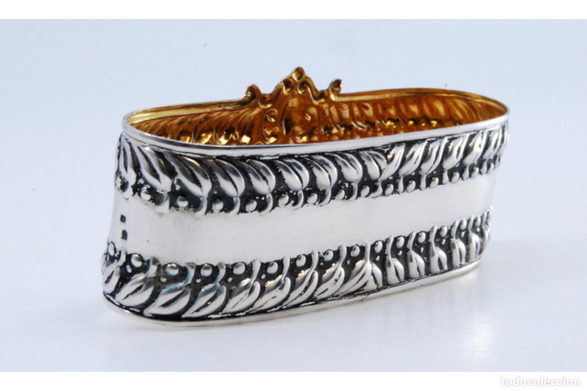 Antig&uuml;edades: Anillo para servilletas de plata - Foto 3