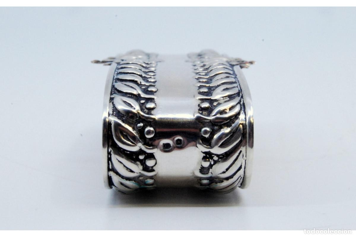 Antig&uuml;edades: Anillo para servilletas de plata - Foto 4