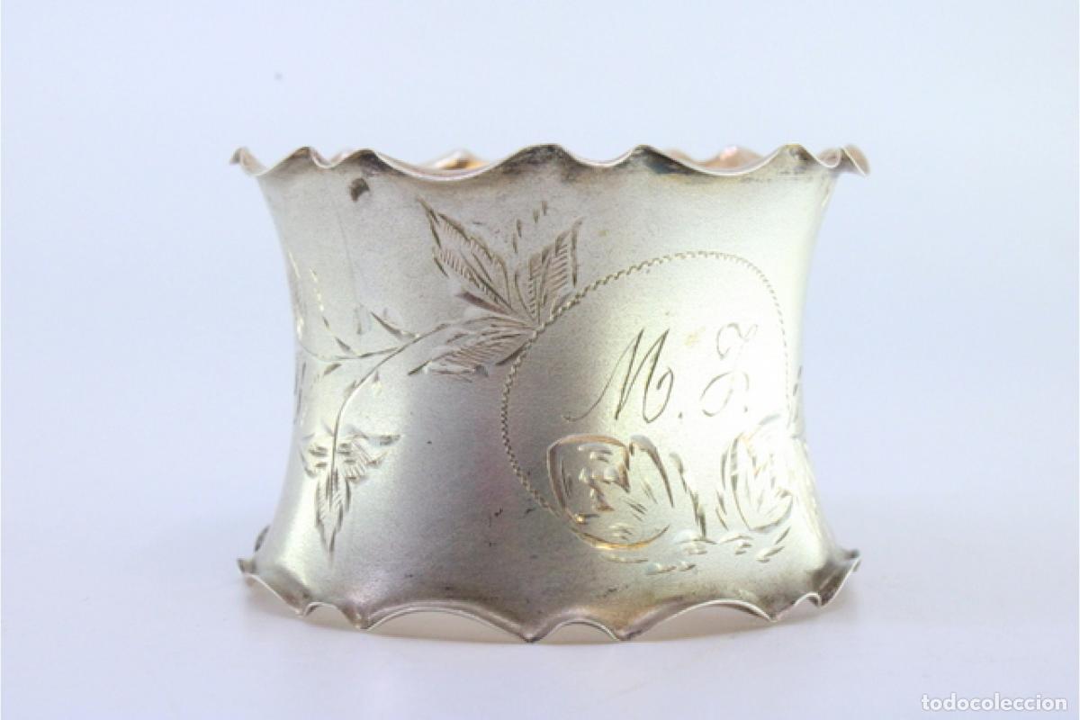 Antig&uuml;edades: Anillo para servilletas de plata - Foto 2