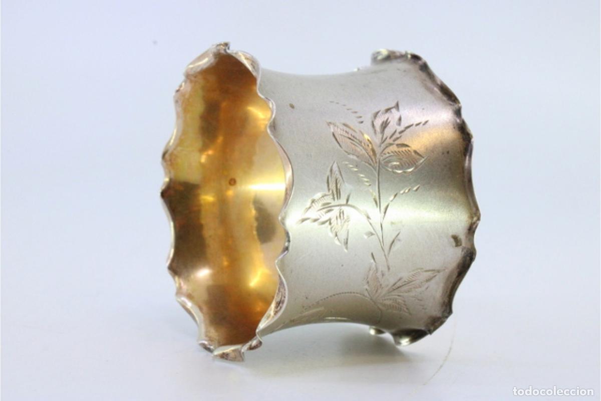 Antig&uuml;edades: Anillo para servilletas de plata - Foto 3