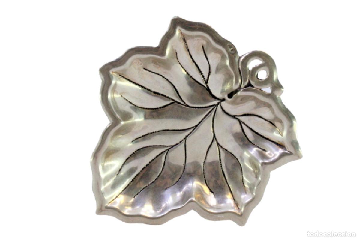 Antig&uuml;edades: Soporte para anillos de plata - Foto 1