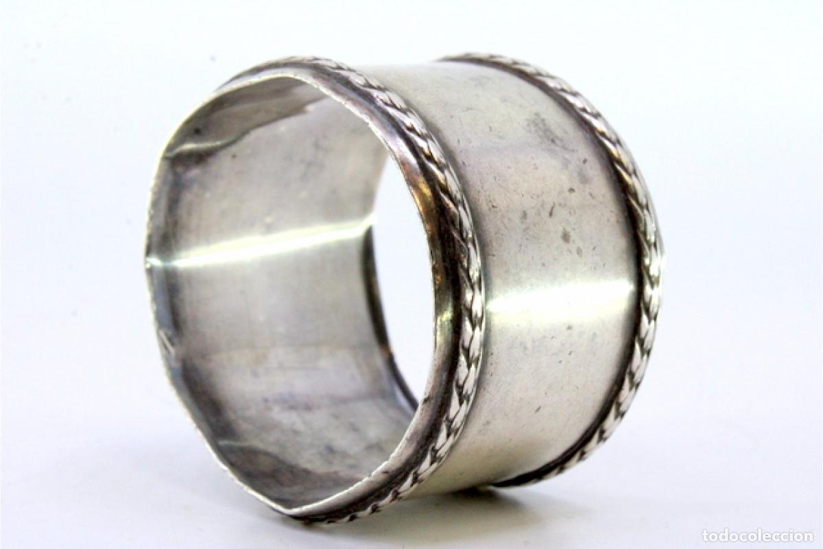 Antig&uuml;edades: Anillo para servilletas de plata - Foto 2