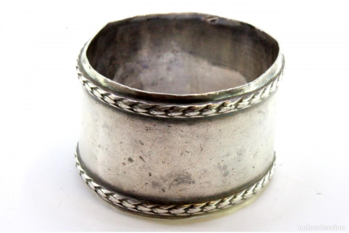 Antig&uuml;edades: Anillo para servilletas de plata - Foto 3