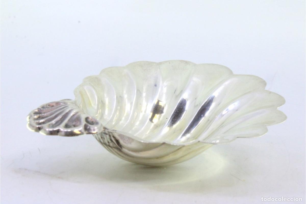 Antig&uuml;edades: Concha bautismal, en plata - Foto 5