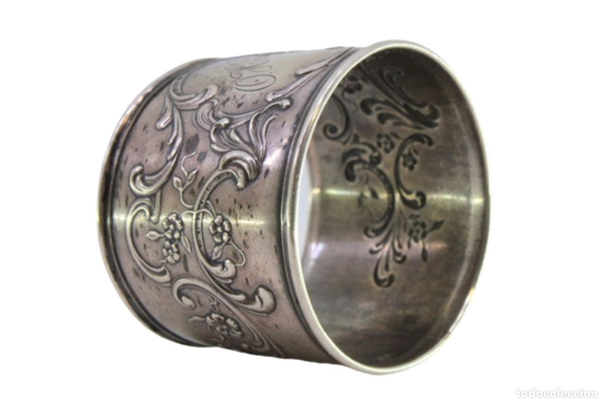 Antig&uuml;edades: Anillo para servilletas de plata - Foto 1