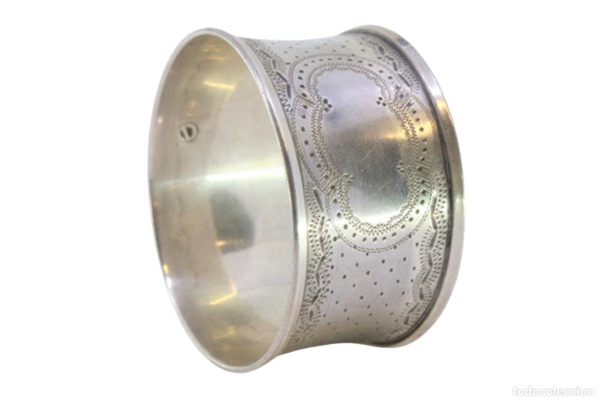 Antig&uuml;edades: Anillo para servilletas de plata - Foto 1