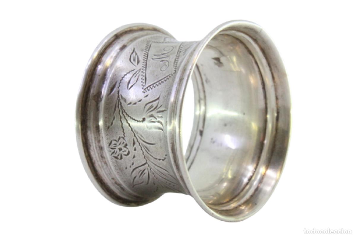 Antig&uuml;edades: Anillo para servilletas de plata - Foto 1