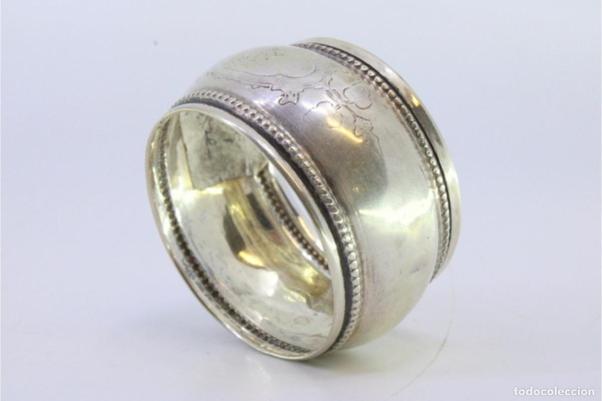 Antig&uuml;edades: Anillo para servilletas de plata - Foto 2