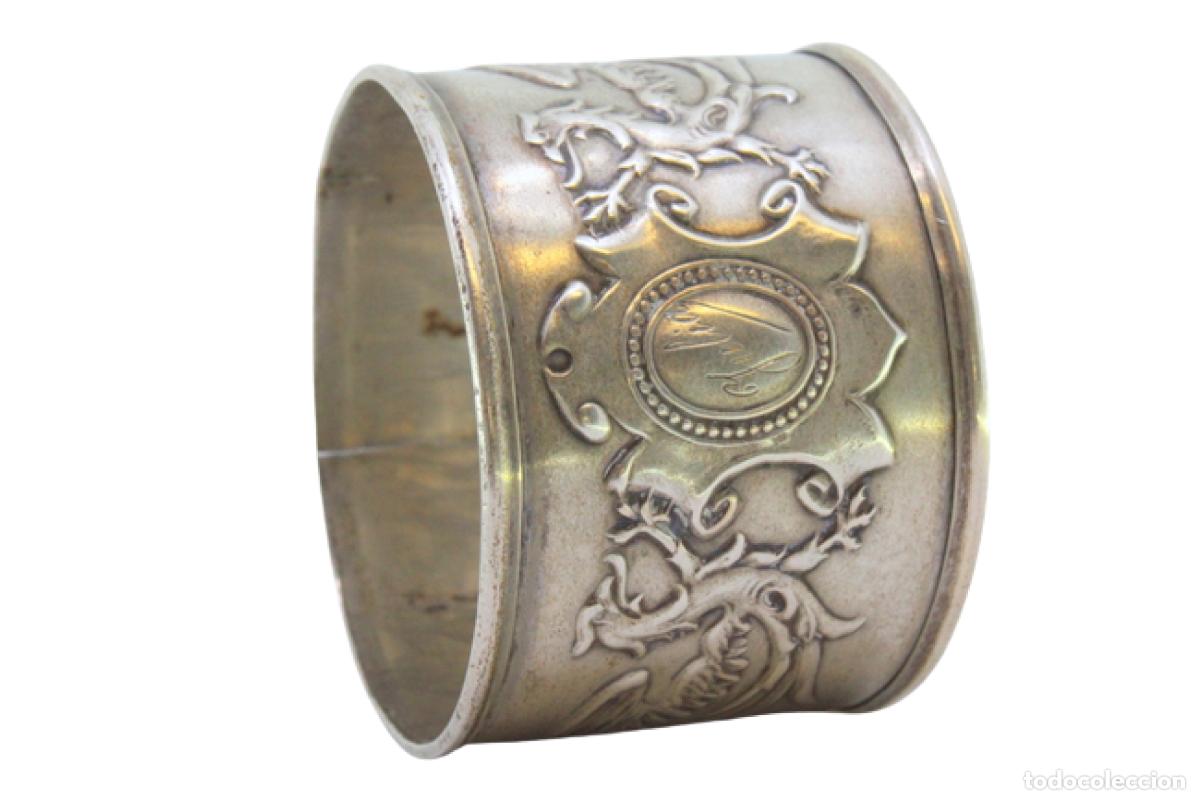Antig&uuml;edades: Anillo para servilletas de plata - Foto 1