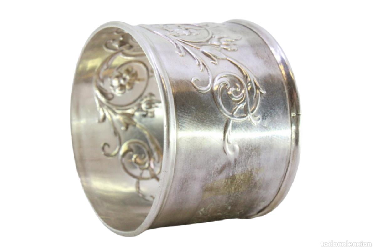 Antig&uuml;edades: Anillo para servilletas de plata - Foto 1
