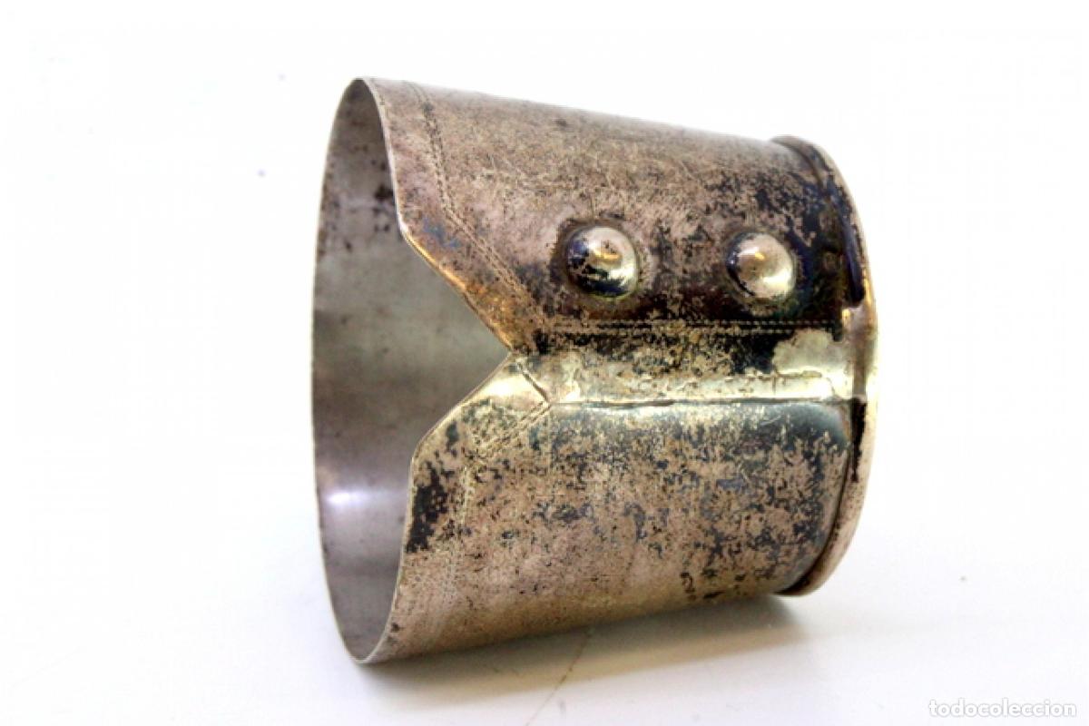 Antig&uuml;edades: Anillo para servilletas de plata - Foto 3