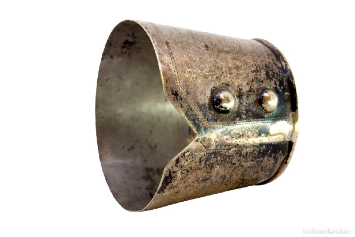 Antig&uuml;edades: Anillo para servilletas de plata - Foto 1
