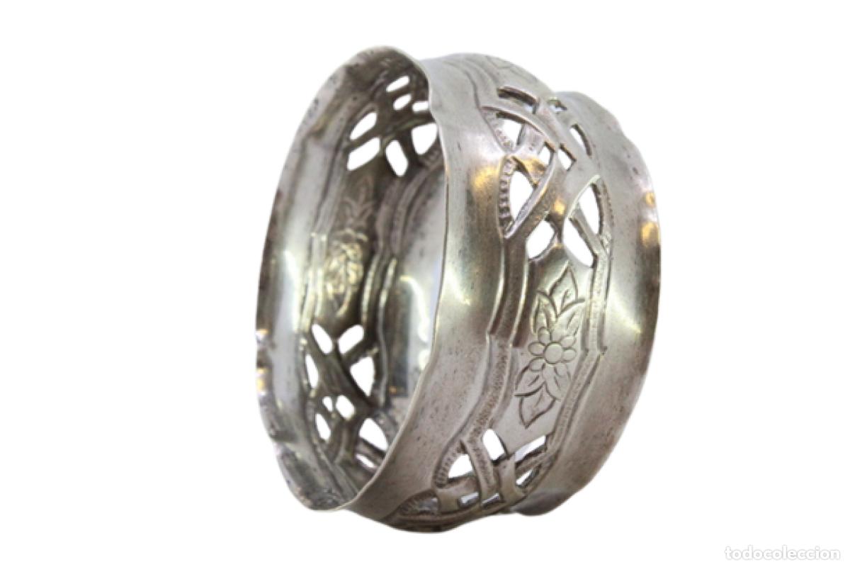Antig&uuml;edades: Anillo para servilletas de plata - Foto 1