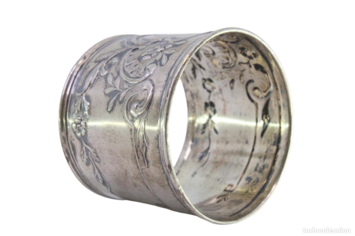 Antig&uuml;edades: Anillo para servilletas de plata - Foto 1