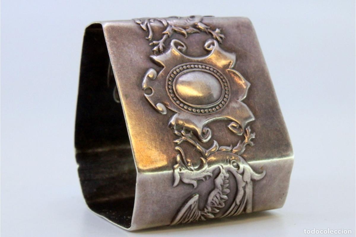 Antig&uuml;edades: Anillo para servilletas de plata - Foto 3