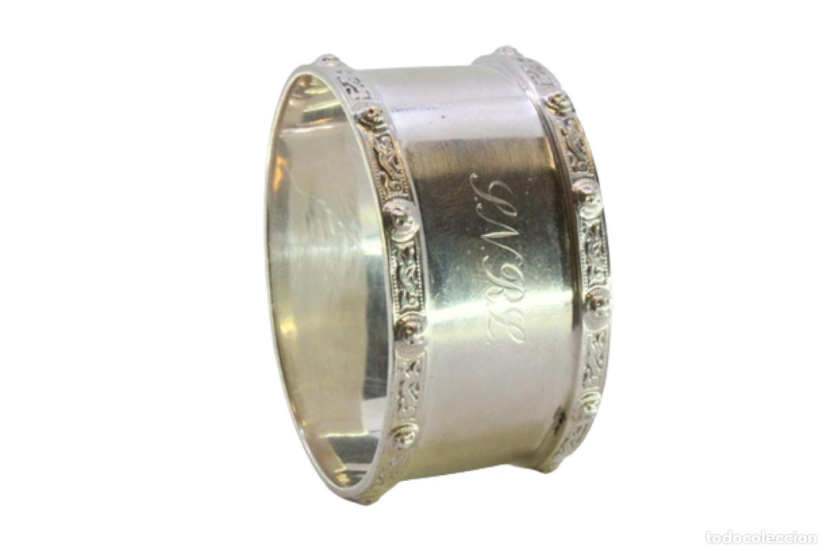Antig&uuml;edades: Anillo para servilletas de plata - Foto 1