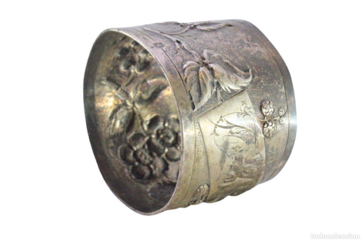 Antig&uuml;edades: Anillo para servilletas de plata - Foto 1