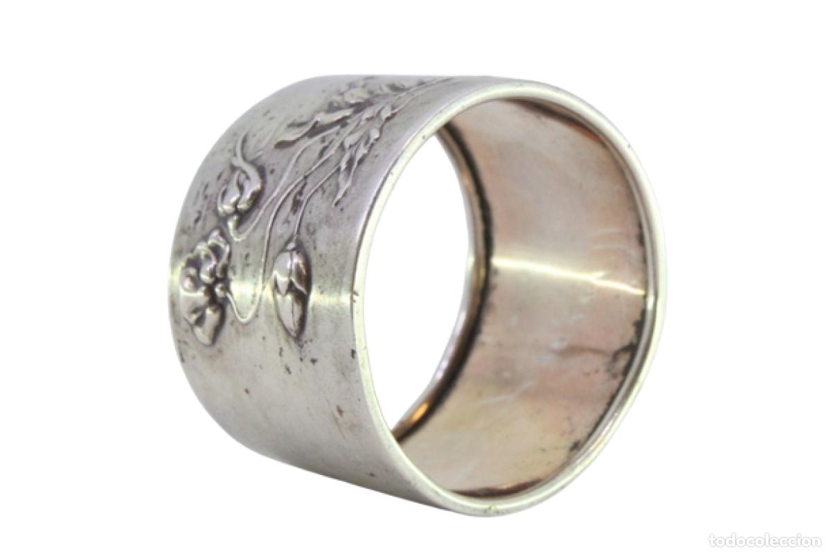 Antig&uuml;edades: Anillo para servilletas de plata - Foto 1