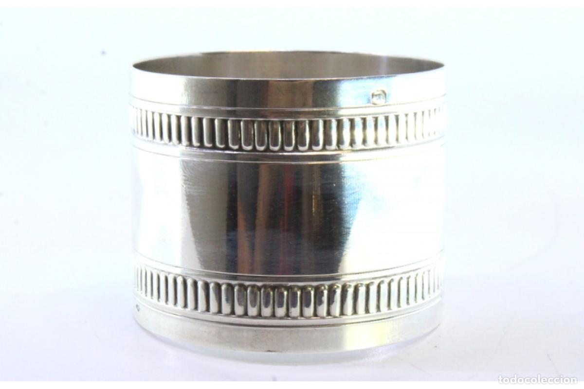 Antig&uuml;edades: Anillo para servilletas de plata - Foto 2