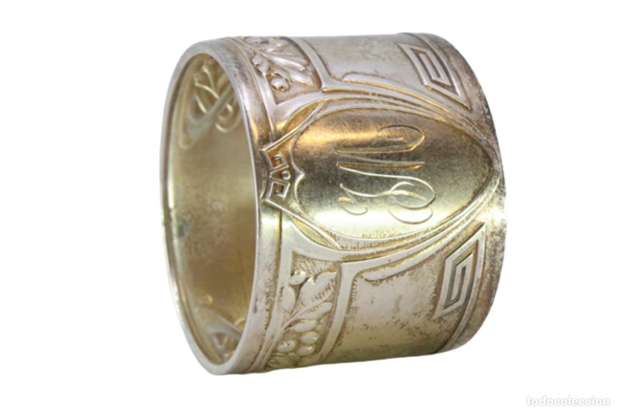Antig&uuml;edades: Anillo para servilletas de plata - Foto 1