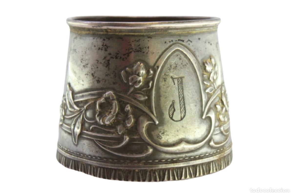 Antig&uuml;edades: Anillo para servilletas de plata - Foto 1