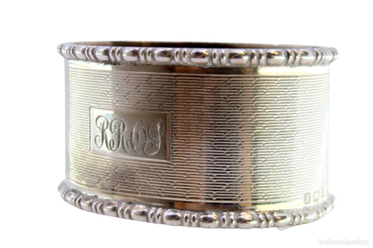 Antig&uuml;edades: Anillo para servilletas de plata - Foto 1